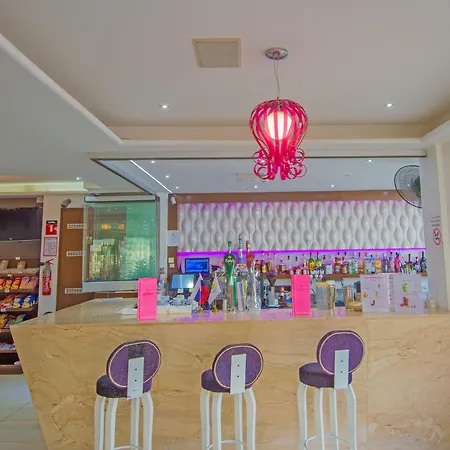 New Famagusta & Hotell