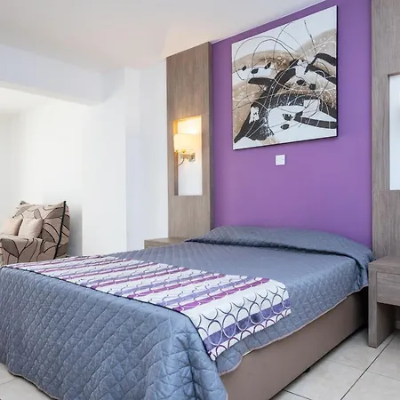 New Famagusta & Hotell