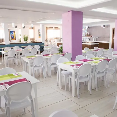 New Famagusta & Hotell